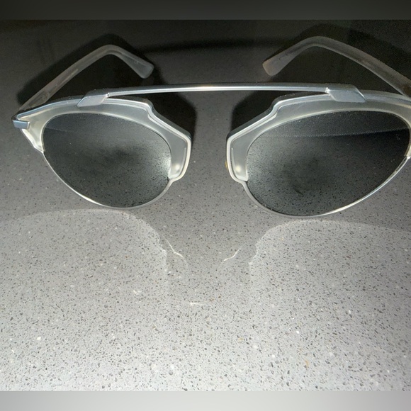 Authentic Dior Frame Black Lens Women's Sunglasses - Picture 4 of 9